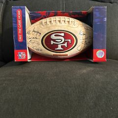 San Francisco 49ers Autographed 🏈