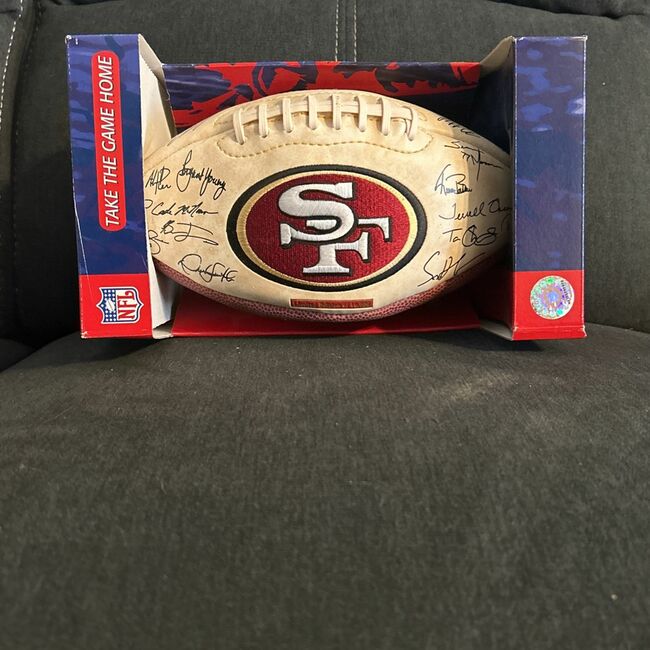 San Francisco 49ers Autographed 🏈