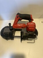 Milwaukee M12 Band Saw