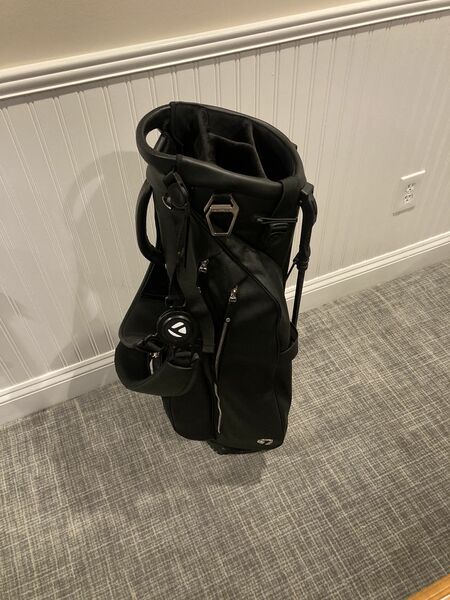 Brand New Taylormade Vessel Lite Lux Leather Stand Bag