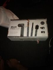 Shark Flex style