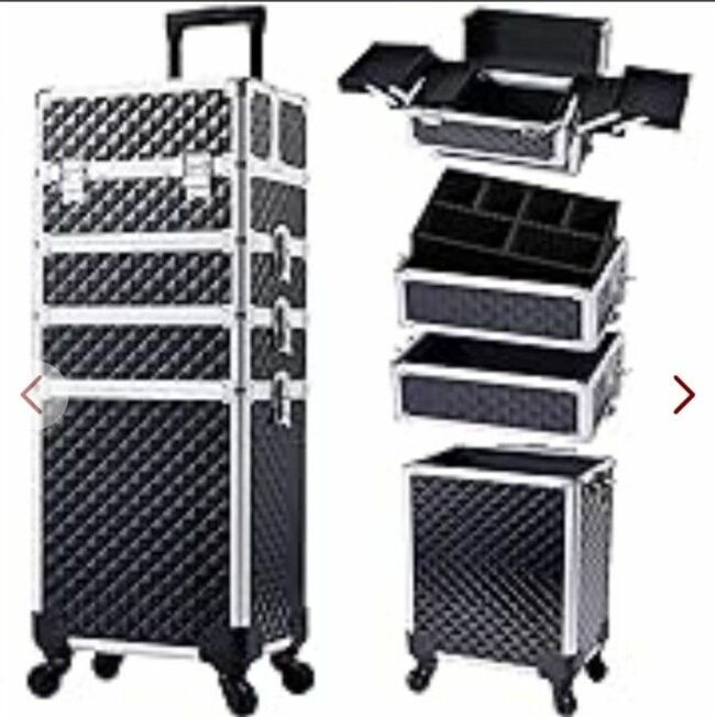 Rolling Makeup Train