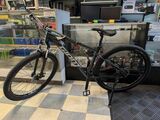 2021 Giant Talon 4 29" Mountain Bike