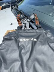 Grunden’s Fishing Bib
