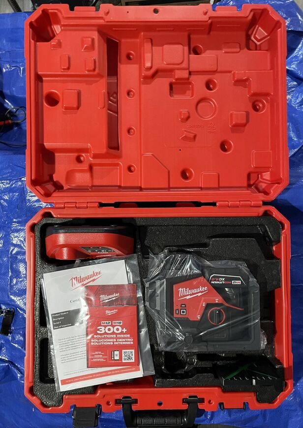 Milwaukee M12 3-Plane Laser Level Kit