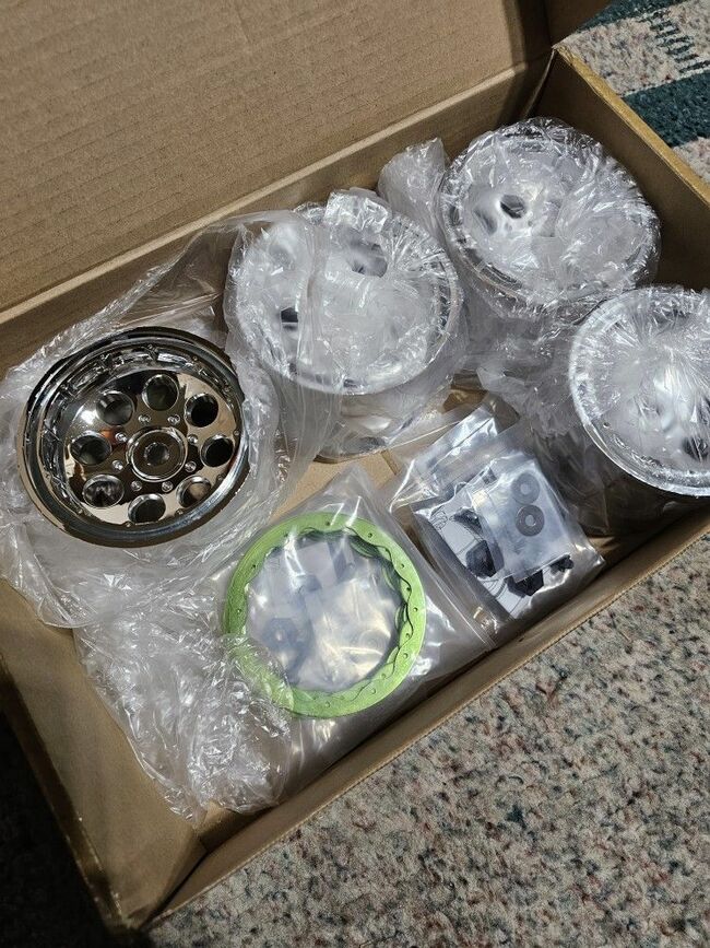 Axail 3.8 Beadlock Wheels